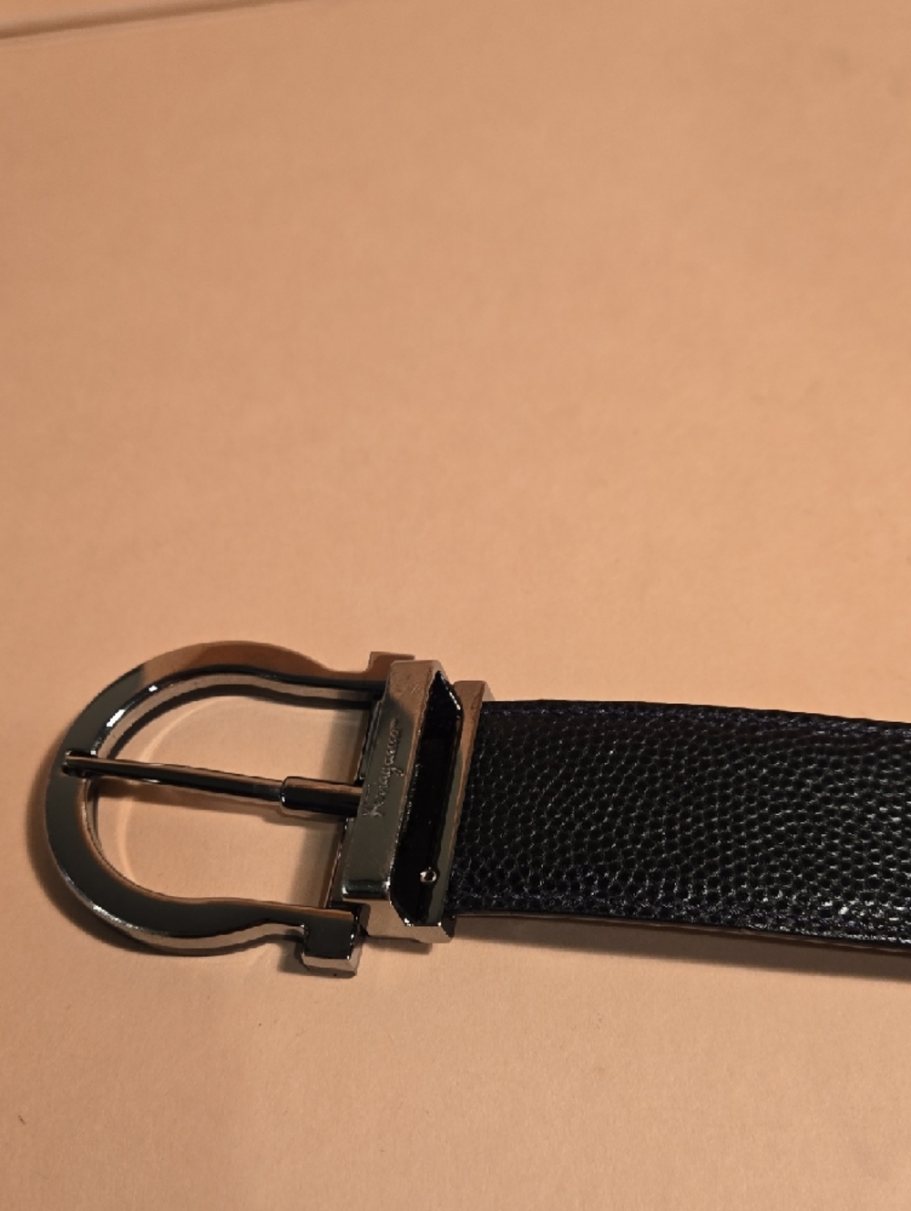 Authentic Men's SALVATORE FERRAGAMO Leather Belt BlackReversible - Picture 7 of 8